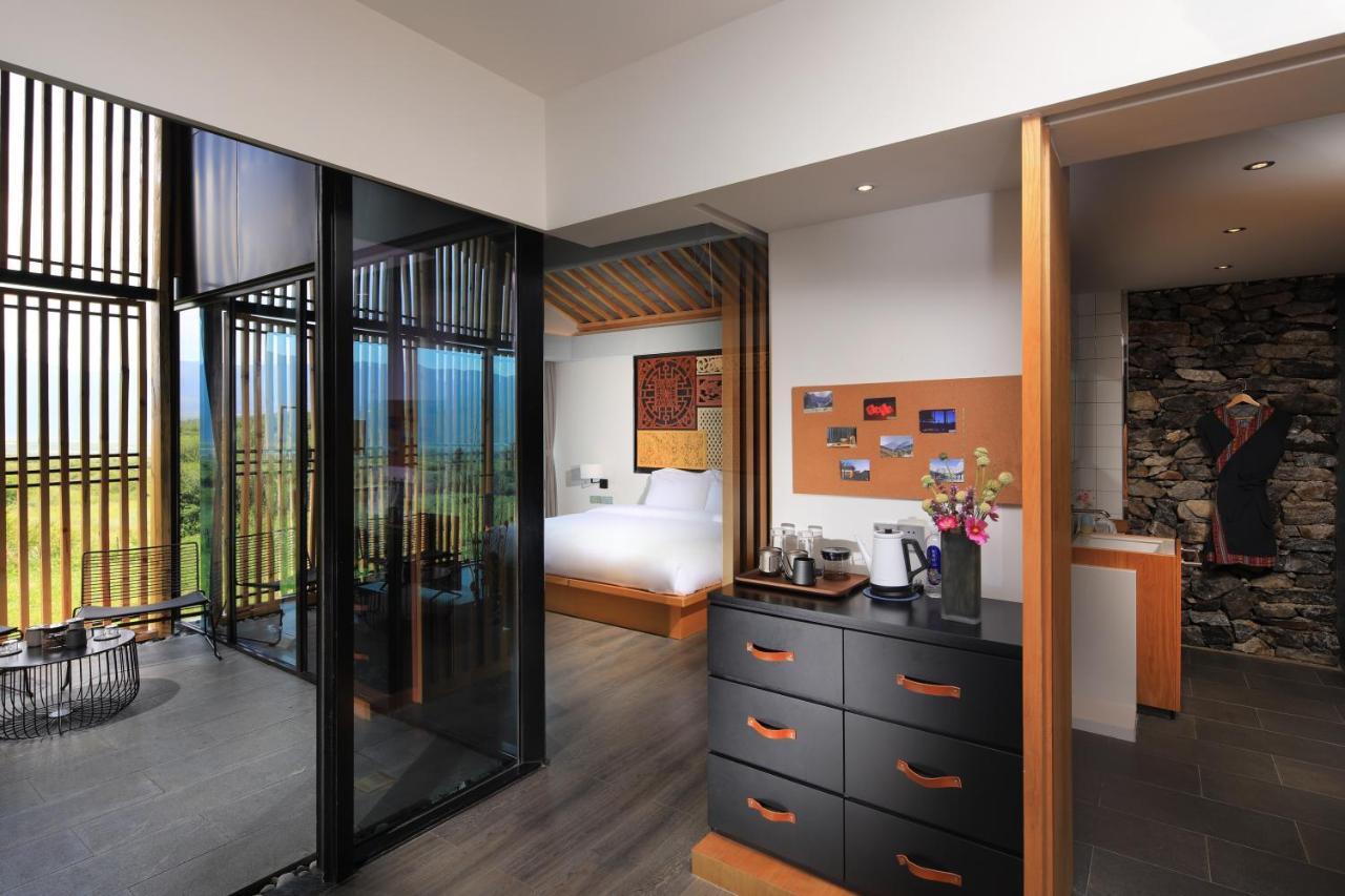ליג'יאנג The Rock Hotel מראה חיצוני תמונה
