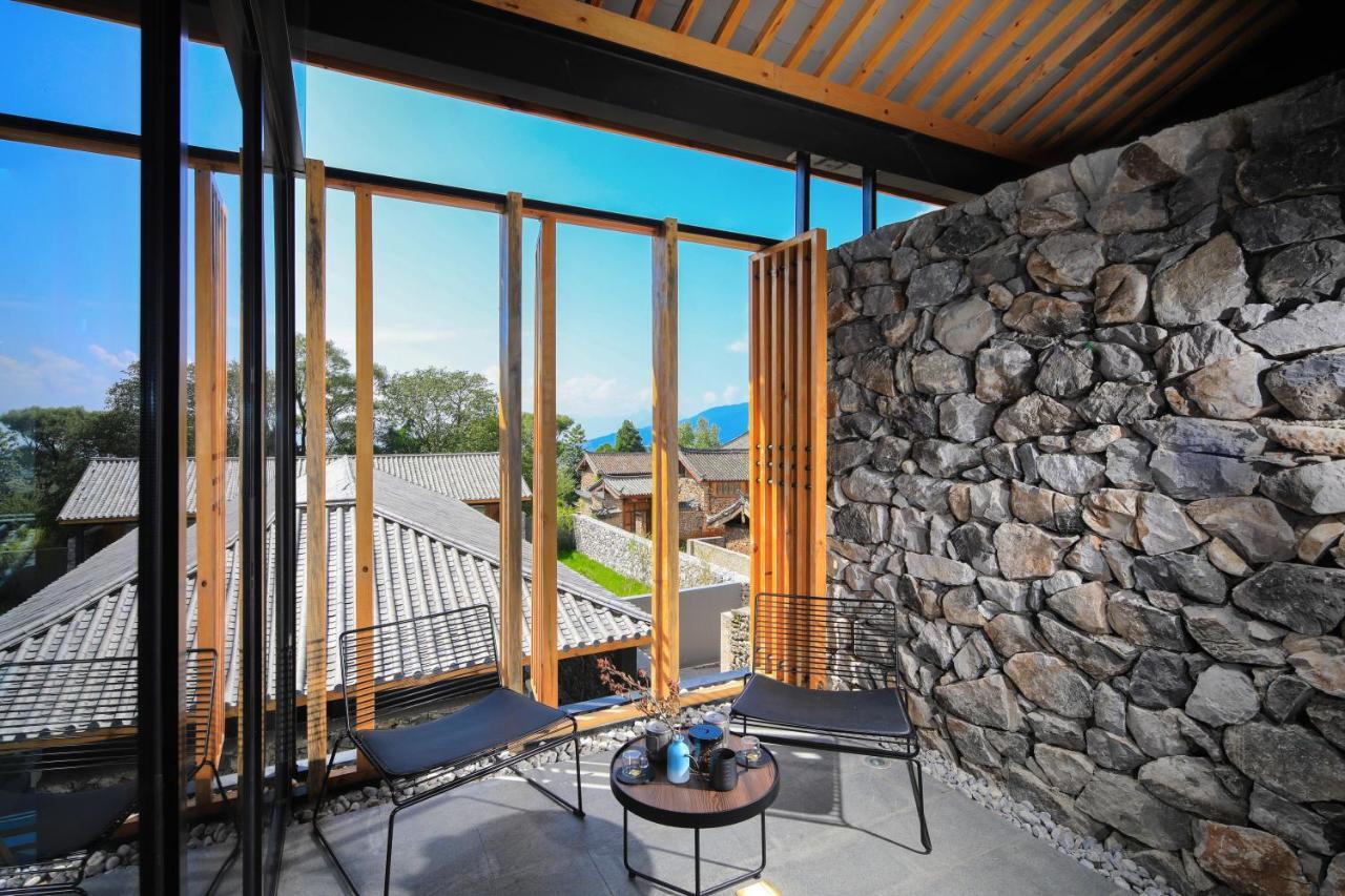 ליג'יאנג The Rock Hotel מראה חיצוני תמונה