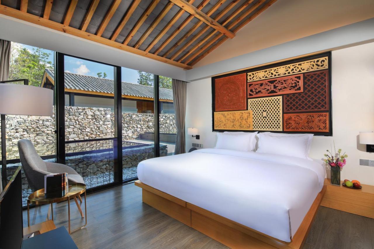 ליג'יאנג The Rock Hotel מראה חיצוני תמונה
